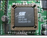 Motu 24 I/O - Microcontroller * The 89C58 is a derivative of the 80C51 8-bit microcontroller family with 32kB of internal flash memory
